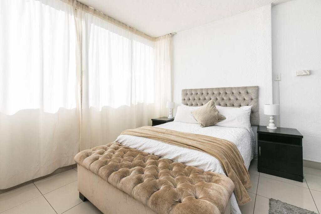 Inn & Out Sandton Park Johannesburg Bagian luar foto